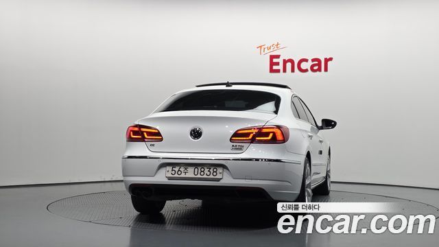 Volkswagen CC 2.0 TDI BlueMotion — пробег 223 103 км — фото 4 из 5