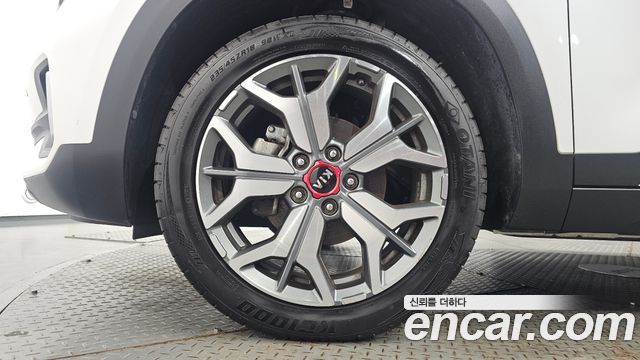 Kia Seltos из Кореи Encar
