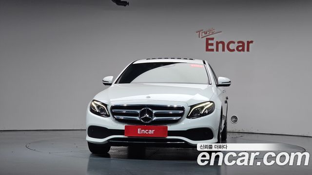 Mercedes-Benz E-Class E300 4MATIC Avnatgarde — пробег 98 806 км — фото 3 из 5