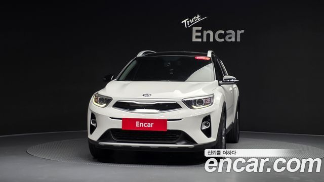 Kia Stonic из Кореи Encar