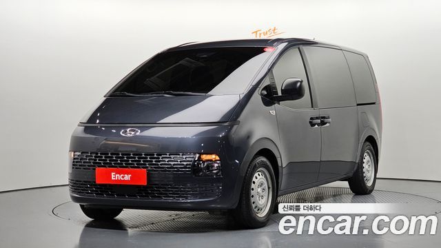 Hyundai Staria Tourer 11-Seater Smart — пробег 76 933 км — фото 1 из 5