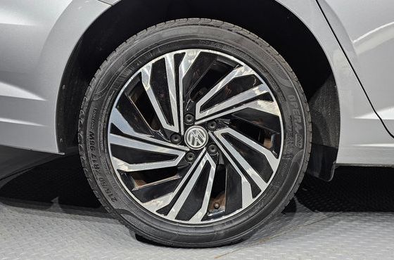 Volkswagen Jetta 1.4 TSI Prestige — пробег 73 900 км — фото 5 из 5