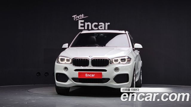 BMW X5 xDrive 30d M Sport package — пробег 75 040 км — фото 3 из 5
