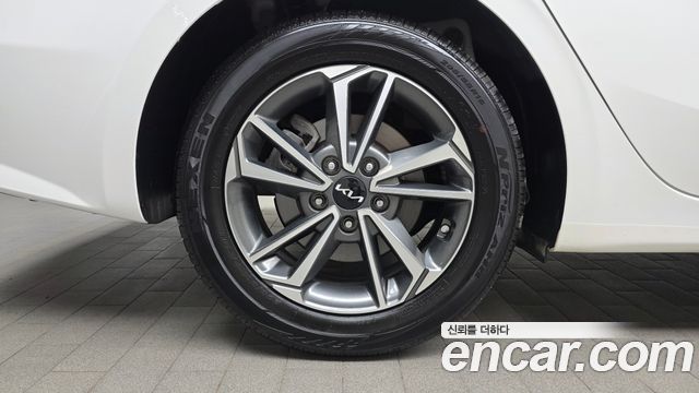 Kia K3 из Кореи Encar
