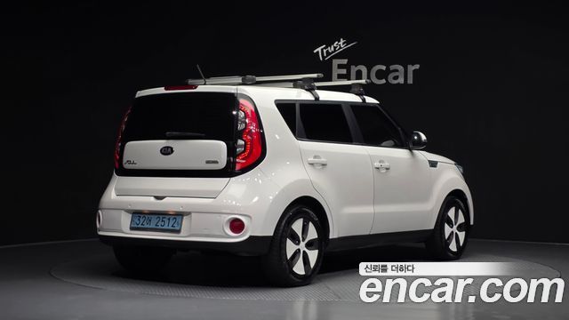 Kia Soul EV — пробег 95 528 км — фото 2 из 5