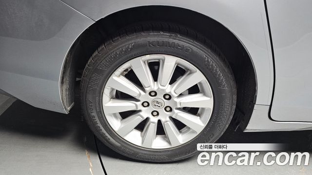 Toyota Sienna из Кореи Encar