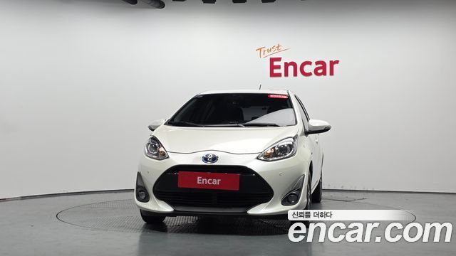 Toyota Prius из Кореи Encar
