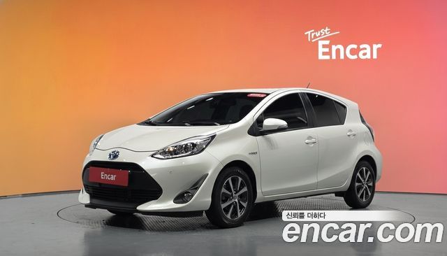 Toyota Prius из Кореи Encar