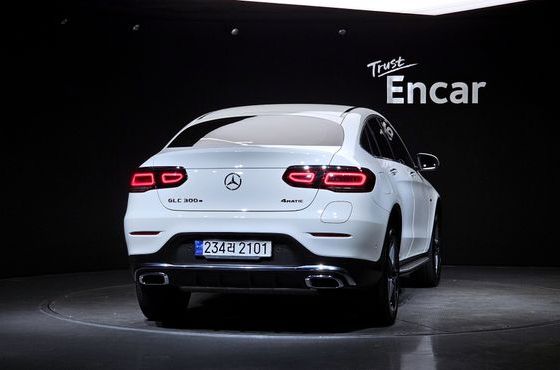 Mercedes-Benz GLC-Class GLC300e 4MATIC Coupe — пробег 93 733 км — фото 4 из 5
