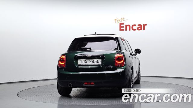 Mini Cooper 5Door Standard 3rd — пробег 111 844 км — фото 4 из 5