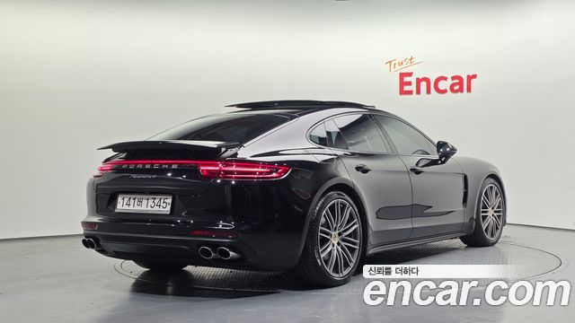 Porsche Panamera 3.0 AWD — пробег 56 359 км — фото 2 из 5