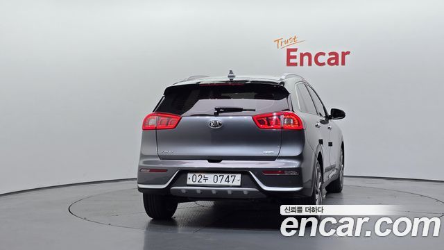 Kia Niro из Кореи Encar