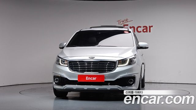 Kia Carnival 9-Seater Noblesse Special — пробег 95 937 км — фото 3 из 5