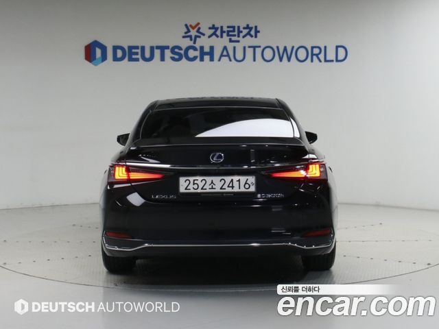 Lexus ES Executive — пробег 67 087 км — фото 4 из 5