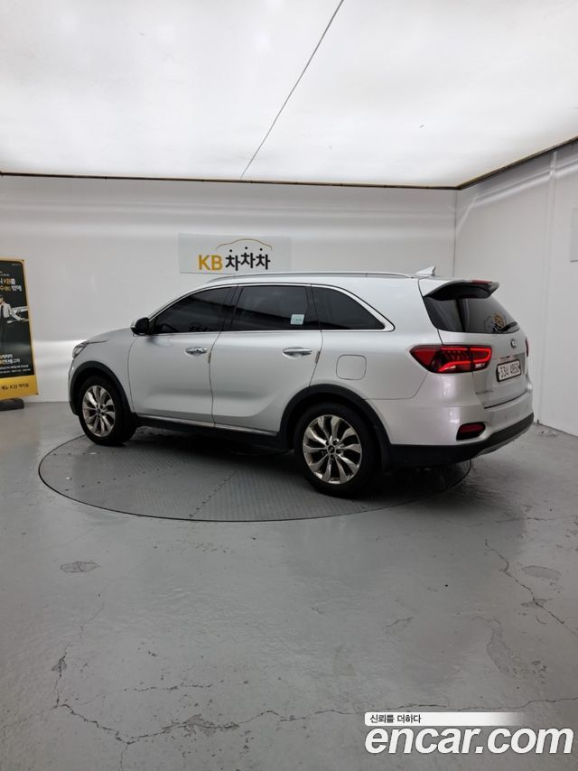 Kia Sorento из Кореи Encar