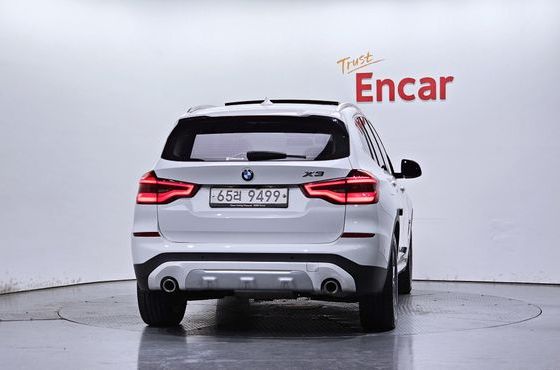 BMW X3 xDrive 20d — пробег 75 261 км — фото 4 из 5