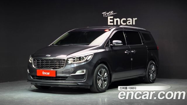 Kia Carnival 11-Seater Prestige — пробег 91 857 км — фото 1 из 5