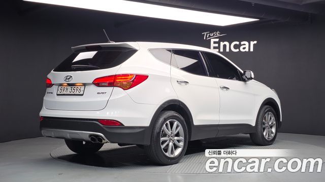 Hyundai Santafe Diesel(e-VGT) 2.2 2WD Smart — пробег 207 681 км — фото 2 из 5