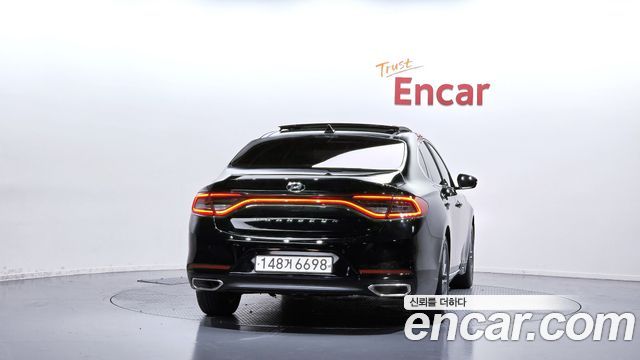 Hyundai Grandeur из Кореи Encar