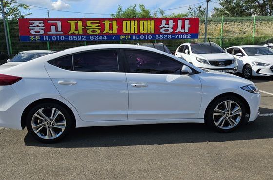 Hyundai AVANTE 1.6 GDI Value Plus — пробег 58 548 км — фото 4 из 5