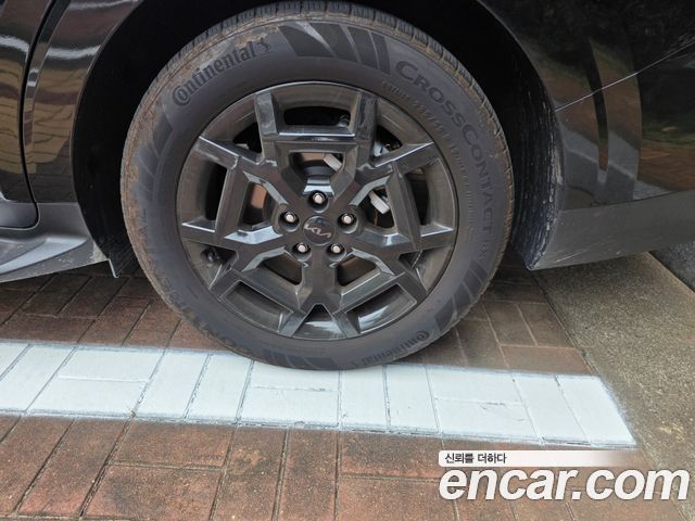 Kia Carnival Hev 9 Seater X Line — пробег 13 000 км — фото 5 из 5