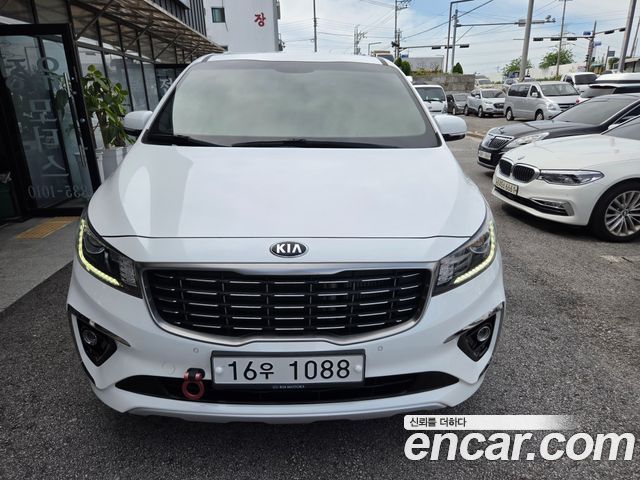Kia Carnival из Кореи Encar