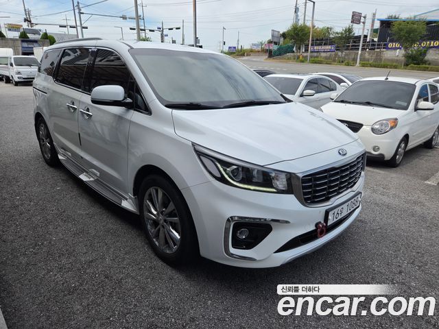 Kia Carnival из Кореи Encar