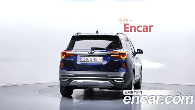 Kia Seltos из Кореи Encar