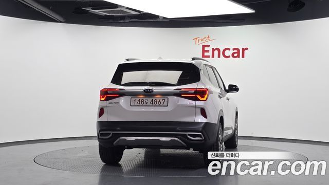 Kia Seltos из Кореи Encar