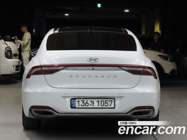 Hyundai Grandeur из Кореи Encar