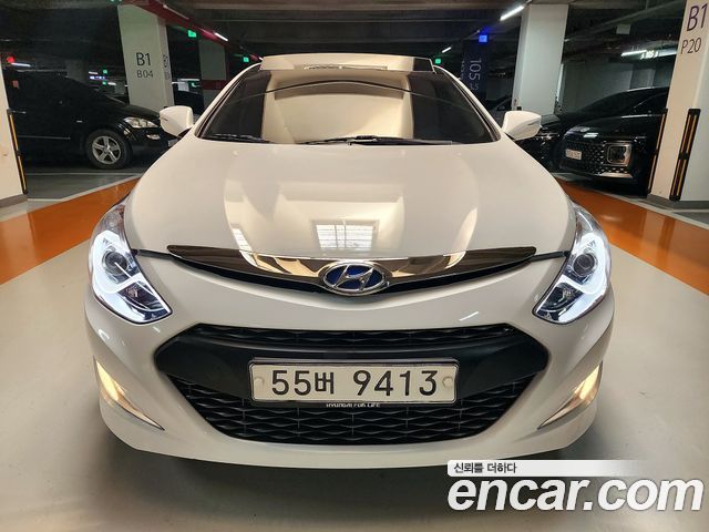 Hyundai Sonata 2.0 Premium — пробег 183 206 км — фото 2 из 5