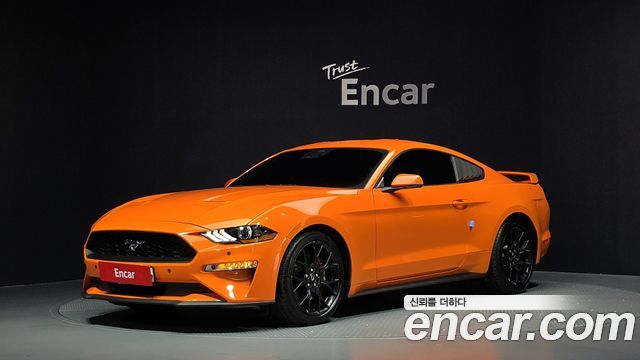 Ford Mustang Coupe — пробег 70 147 км — фото 1 из 5