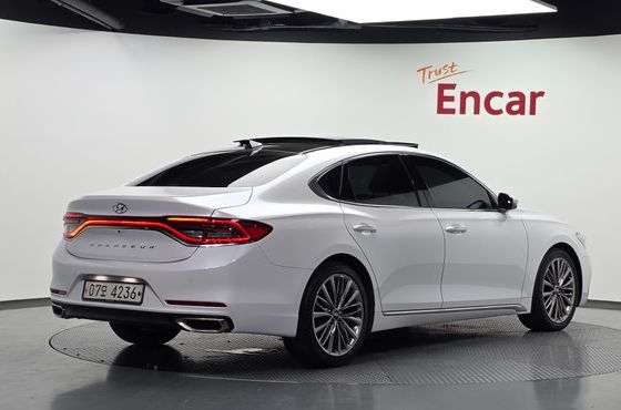 Hyundai Grandeur 2.4 Premium — пробег 102 295 км — фото 2 из 5