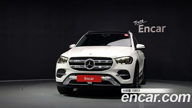 Mercedes-Benz GLE-Class GLE300d 4MATIC — пробег 52 629 км — фото 3 из 5