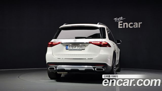 Mercedes-Benz GLE-Class GLE300d 4MATIC — пробег 52 629 км — фото 4 из 5