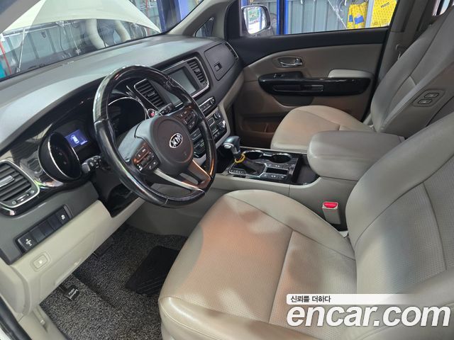 Kia Carnival 11-Seater Prestige — пробег 128 907 км — фото 5 из 5