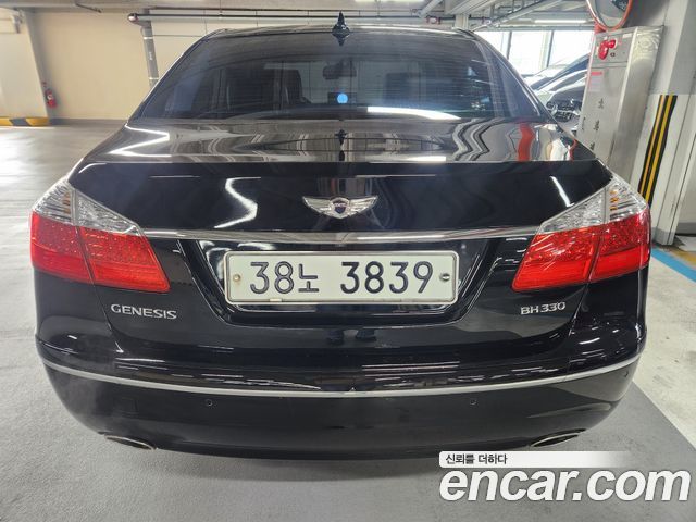 Hyundai Genesis из Кореи Encar