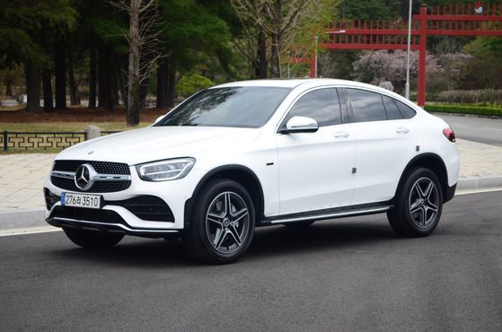 Mercedes-Benz GLC-Class GLC300e 4MATIC — пробег 45 000 км — фото 1 из 5