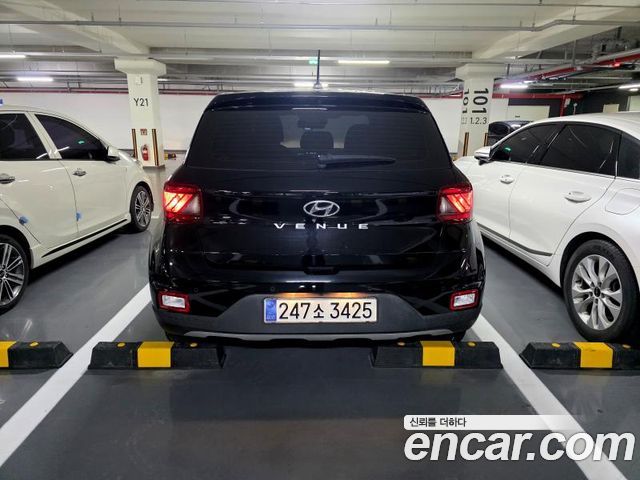 Hyundai Venue из Кореи Encar