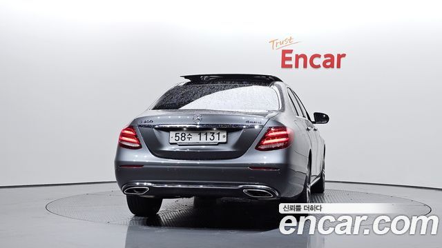 Mercedes-Benz E-Class из Кореи Encar