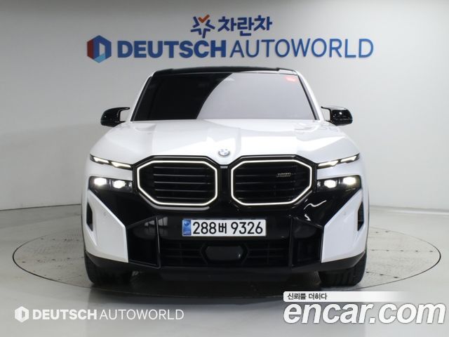 BMW XM 4.4 — пробег 31 019 км — фото 4 из 5