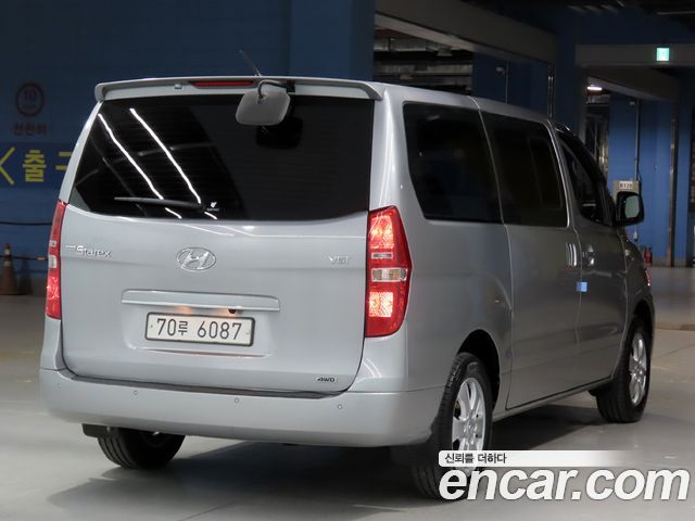 Hyundai Starex 4WD 12-Seater Wagon modern — пробег 142 991 км — фото 4 из 5