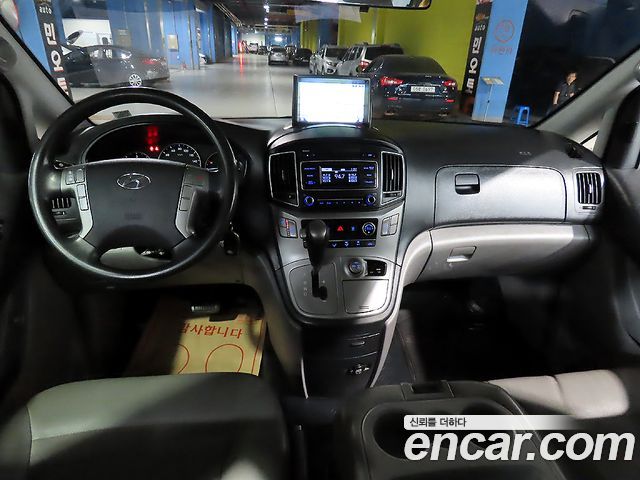 Hyundai Starex 4WD 12-Seater Wagon modern — пробег 142 991 км — фото 5 из 5