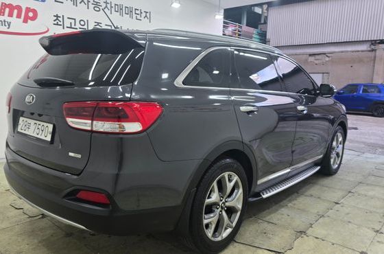 Kia Sorento Diesel 2.0 2WD Prestige — пробег 238 090 км — фото 4 из 5