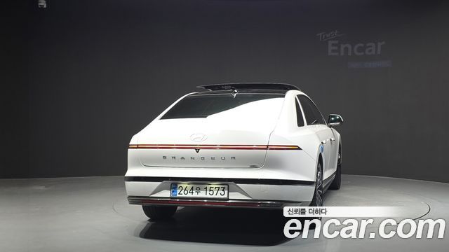 Hyundai Grandeur из Кореи Encar