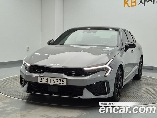 Kia K5 Signature — пробег 2 484 км — фото 1 из 5