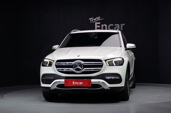 Mercedes-Benz GLE-Class GLE300d 4MATIC — пробег 67 086 км — фото 3 из 5