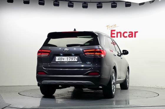 Kia Sorento Diesel 2.0 4WD Prestige — пробег 123 970 км — фото 4 из 5