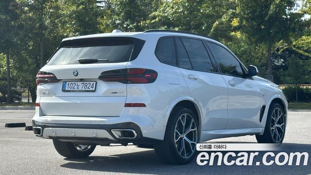 BMW X5 xDrive 40i M Sport — пробег 11 835 км — фото 2 из 5