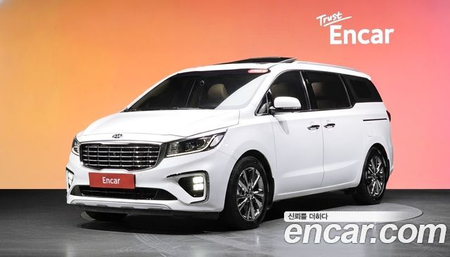 Kia Carnival 7-Seater Limousine President — пробег 116 140 км — фото 1 из 5